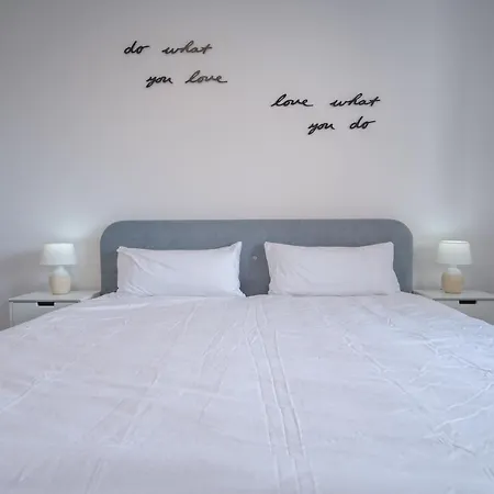 Schoene 2 Zimmerwohnung Mit Uhd-tv, Grossem Balkon Und Haengematte * 兰佩特海姆