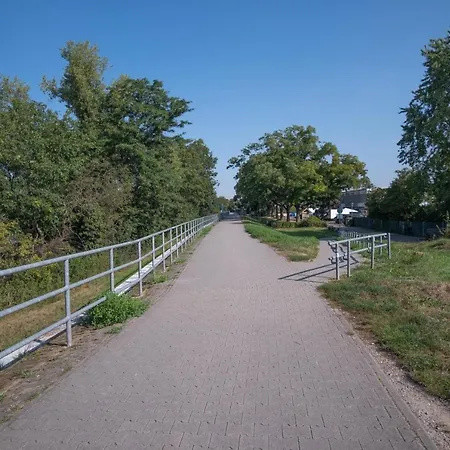 Schoene 2 Zimmerwohnung Mit Uhd-tv, Grossem Balkon Und Haengematte